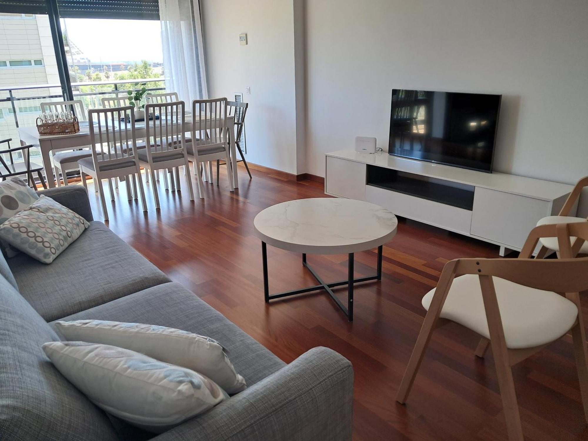 Modern Apartment, With Parking, Close To The Beach!! Sant Adria de Besos Exteriér fotografie